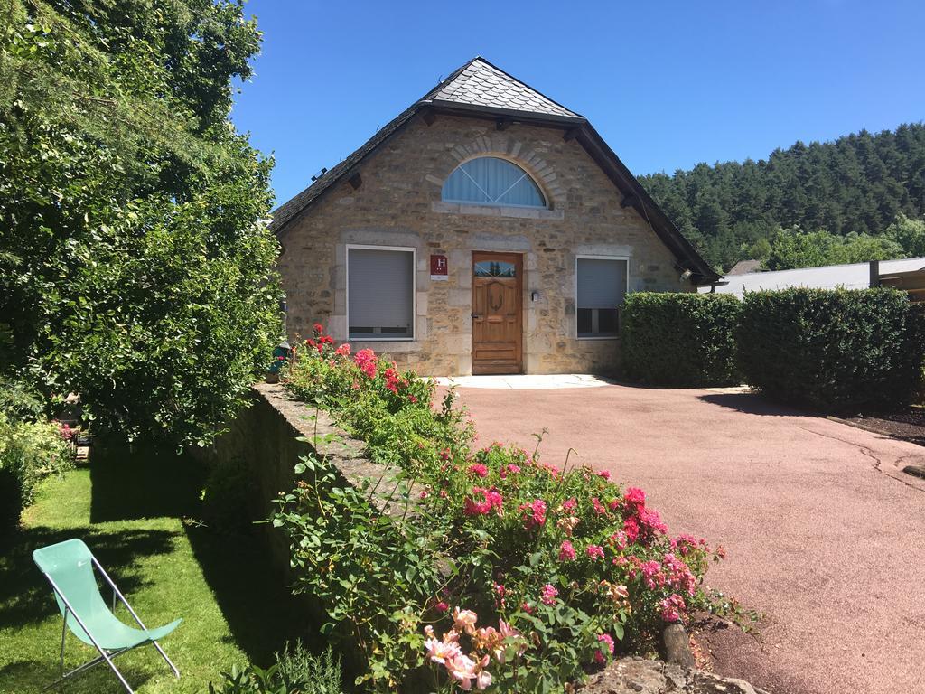 Hotel & Spa Rodier Campagnac  Екстериор снимка