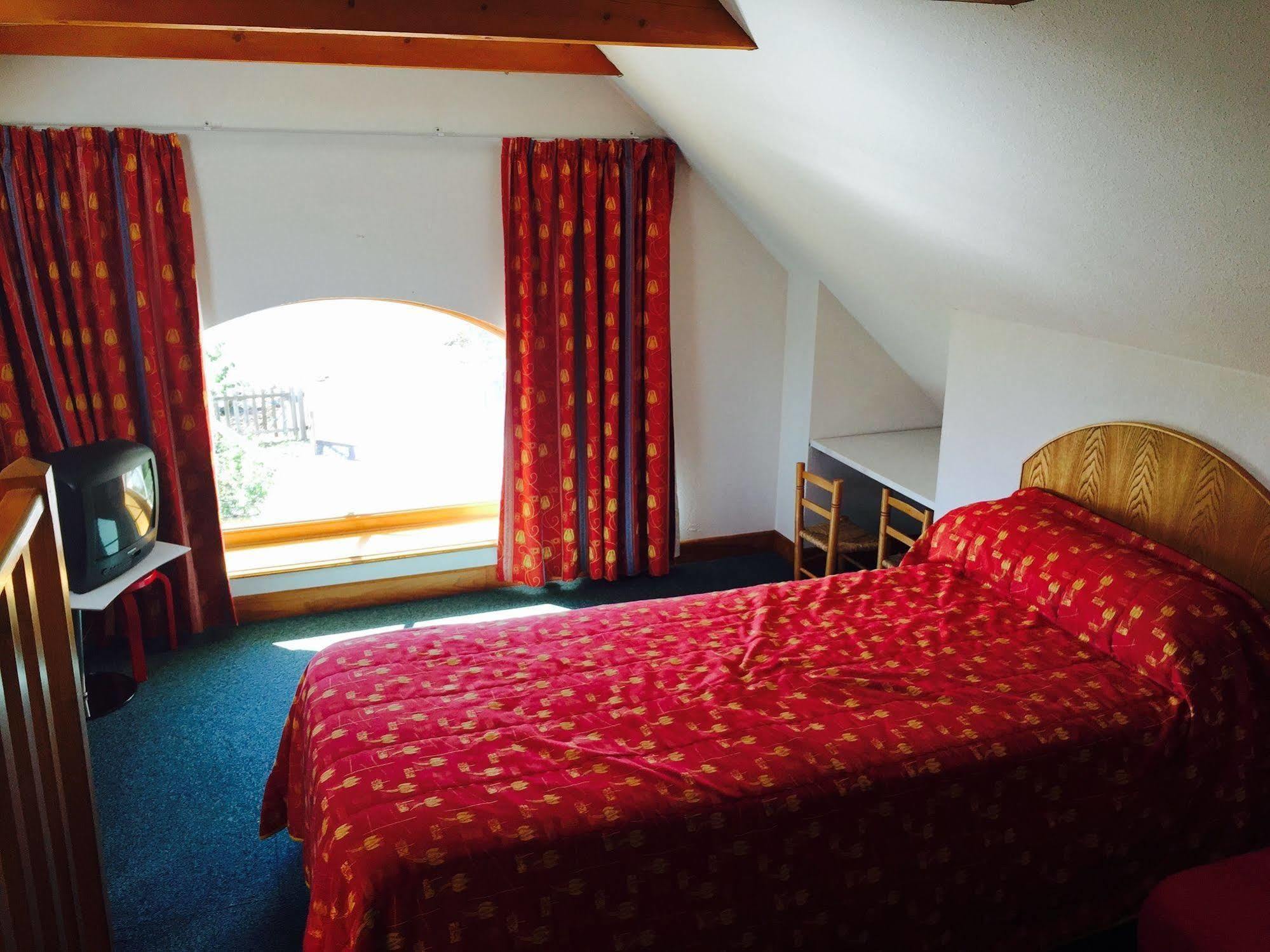 Hotel & Spa Rodier Campagnac  Екстериор снимка